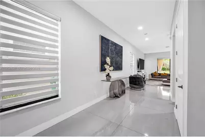 8645 NW 39th Ct, Coral Springs, FL 33065 - Photo 2