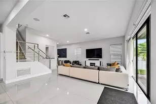 8645 NW 39th Ct, Coral Springs, FL 33065 - Photo 6