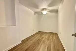 1703 Whitehall Dr, Davie, FL 33324 - Photo 20