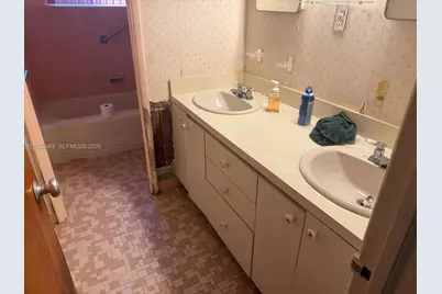 1870 NE 154th Ter, North Miami Beach, FL 33162 - Photo 18