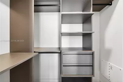 11 NE 6 St #3210, Miami, FL 33132 - Photo 38