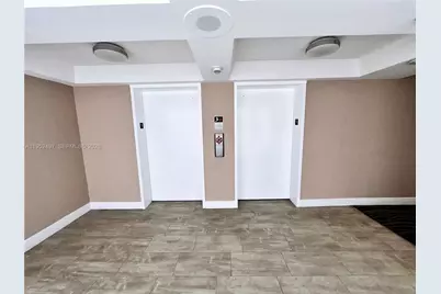 2401 Collins Ave #509, Miami Beach, FL 33140 - Photo 18