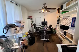 2401 Collins Ave, Miami Beach, FL 33140 - Photo 8