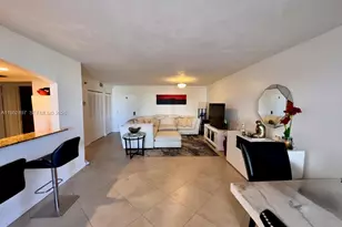 2401 Collins Ave, Miami Beach, FL 33140 - Photo 4