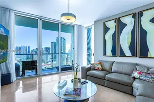 185 SW 7 Th St, Miami, FL 33130 - Photo 2