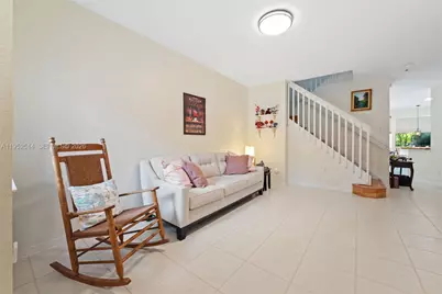 16634 SW 79th Ter, Miami, FL 33193 - Photo 4