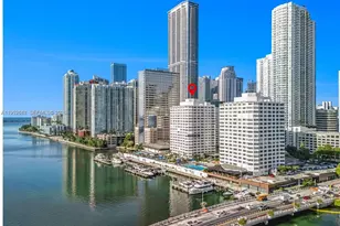 905 Brickell Bay Dr, Miami, FL 33131 - Photo 2