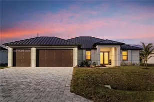 1711 SW 3rd St, Other City - In The State Of Florida, FL 33991 - Photo 2