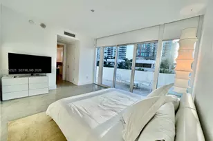 50 South Pointe Dr, Miami Beach, FL 33139 - Photo 4