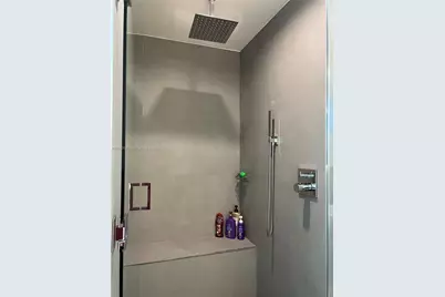 50 S Pointe Dr #LOFT5, Miami Beach, FL 33139 - Photo 10