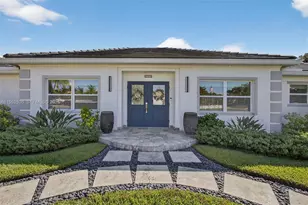5060 Mongo Way, Palm Beach Gardens, FL 33418 - Photo 2