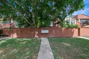 7014 SW 114th Pl, Miami, FL 33173 - Photo 4