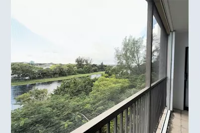 2206 S Cypress Bend Dr #508, Pompano Beach, FL 33069 - Photo 28