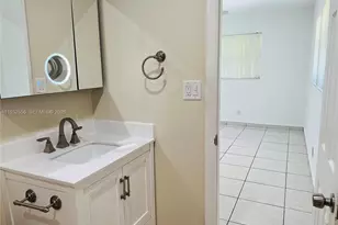 8000 Fairview Dr, Tamarac, FL 33321 - Photo 18