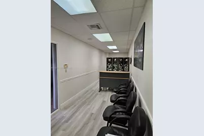 8890 W Oakland Park Blvd #M, Sunrise, FL 33351 - Photo 2