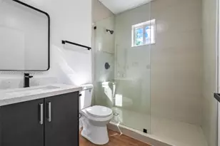 1443 NW 42nd St, Miami, FL 33142 - Photo 16