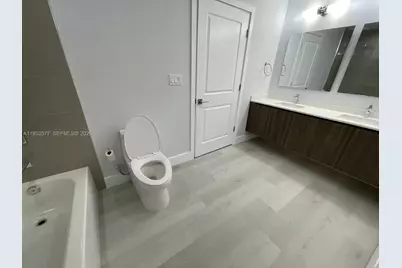 1938 Jackson St #301, Hollywood, FL 33020 - Photo 22