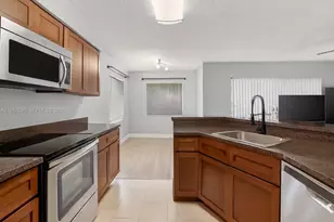 9999 Summerbreeze Dr, Sunrise, FL 33322 - Photo 2