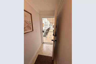 5501 NW 7th St #E207, Miami, FL 33126 - Photo 14