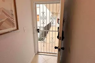 5501 NW 7th St, Miami, FL 33126 - Photo 14