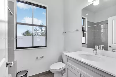 4925 NW 51st Ter, Tamarac, FL 33319 - Photo 28