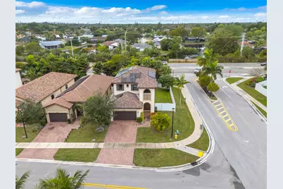 4925 NW 51st Ter, Tamarac, FL 33319 - Photo 38