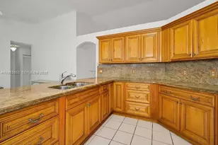 8007 SW 157th Pl, Miami, FL 33193 - Photo 10