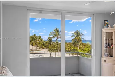 465 Ocean Dr #419, Miami Beach, FL 33139 - Photo 2