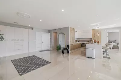 3400 SW 27th Ave #802, Miami, FL 33133 - Photo 4