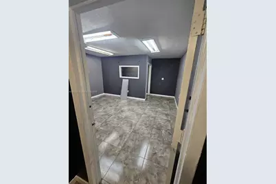 6175 NW 167th St #G18, Hialeah, FL 33015 - Photo 4