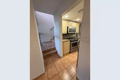 10641 SW 108th Ave #3I, Miami, FL 33176 - Photo 6