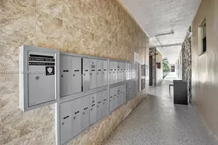 219 NE 14th Ave, Hallandale Beach, FL 33009 - Photo 32