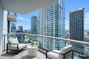 1060 Brickell Ave, Miami, FL 33131 - Photo 2