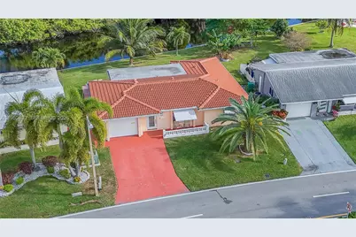 4904 Mainland Dr, Tamarac, FL 33319 - Photo 10