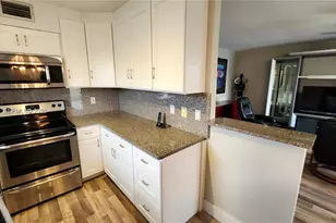 756 Flanders P, Delray Beach, FL 33484 - Photo 2