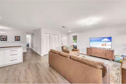 15930 SW 90th Ave, Palmetto Bay, FL 33157 - Photo 8