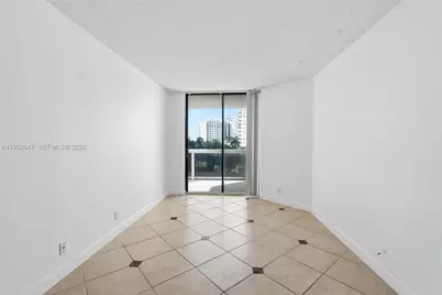 20185 E Country Club Dr #502, Aventura, FL 33180 - Photo 18