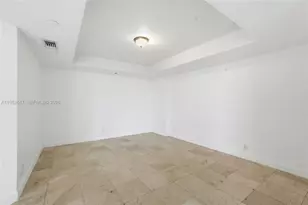 20185 E Country Club Dr, Aventura, FL 33180 - Photo 8