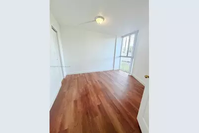 6995 NW 186th St #E104, Hialeah, FL 33015 - Photo 8
