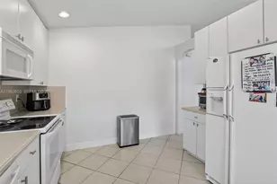 13262 NW 15th St, Pembroke Pines, FL 33028 - Photo 14