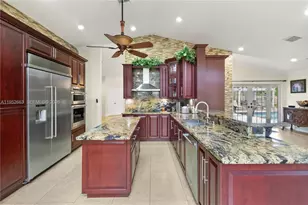 9290 NW 14th Ct, Coral Springs, FL 33071 - Photo 8