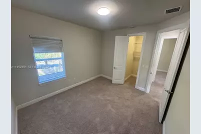 3917 Mahogany Ln, Hollywood, FL 33021 - Photo 8