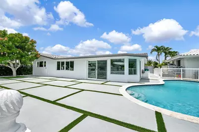 1250 NE 82nd St, Miami, FL 33138 - Photo 6