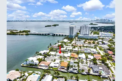 1250 NE 82nd St, Miami, FL 33138 - Photo 12