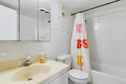 4675 W 18th Ct #701, Hialeah, FL 33012 - Photo 6