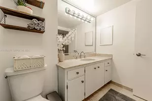 1800 NE 114th St, Miami, FL 33181 - Photo 46