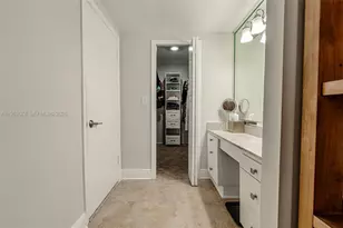 1800 NE 114th St, Miami, FL 33181 - Photo 36