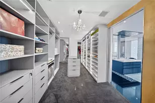 1100 Biscayne Blvd, Miami, FL 33132 - Photo 18