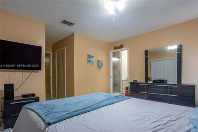 699 NW 134th Pl, Miami, FL 33182 - Photo 12