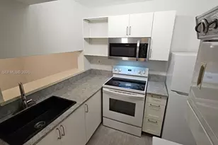 5720 SW 5th St, Miami, FL 33144 - Photo 14